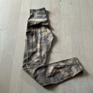 Lululemon Align legging with pockets